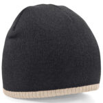 Two-tone pull-on beanie