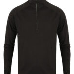 Long-sleeved ¼ zip top